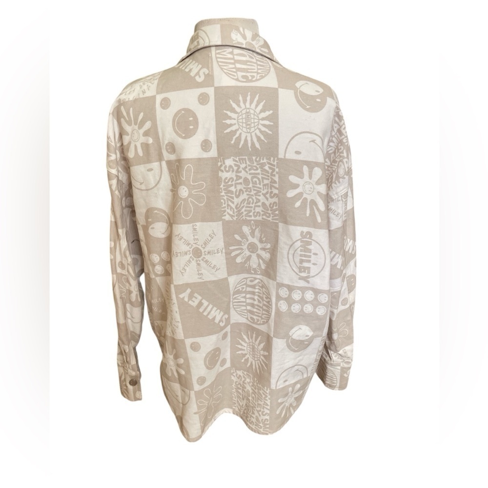 Smiley x H&M Jacket Graphic Relaxed Fit Streetwear Women's S Tan Beige Shacket - Picture 6 of 10